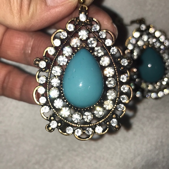 Boho Exotic Teardrop Earring with Crystal ✨ - Picture 5 of 6